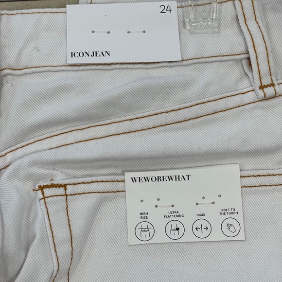 WeWoreWhat Distressed Icon Jean, Classic White - Size 24 - NWT - Picture 3 of 8
